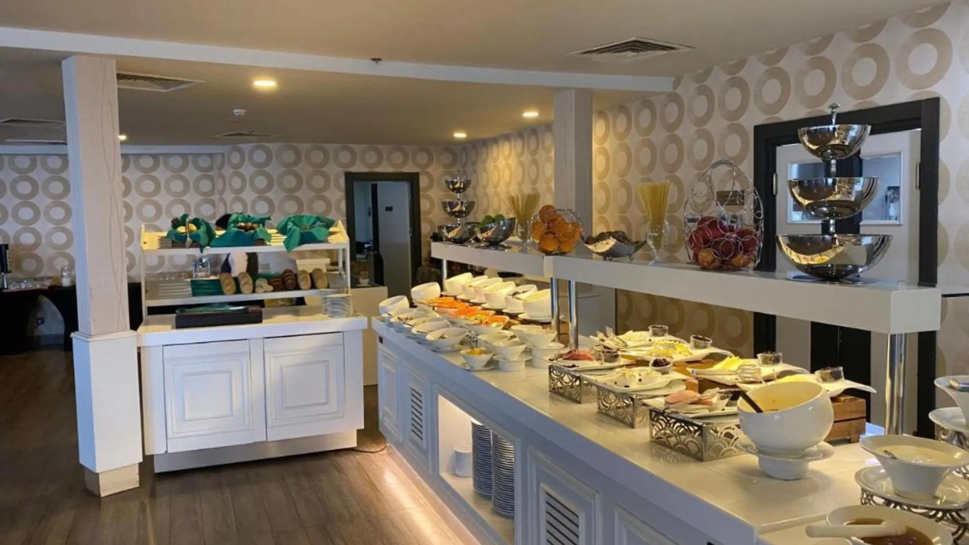 Orbi City - Panorama Sea View Aparthotel Batumi